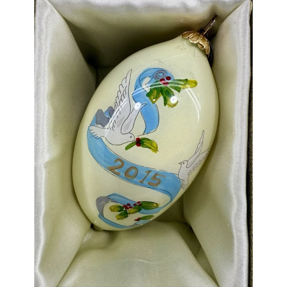 Pier 1 2015‎ Angel with Harp & Doves Inside Painted Glass Ornament w/ Box 5
